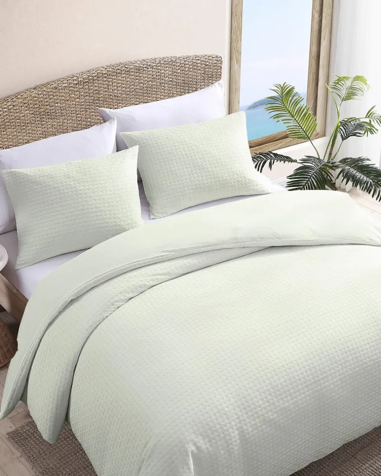 Solid Basketweave 3-Piece King Comforter Set