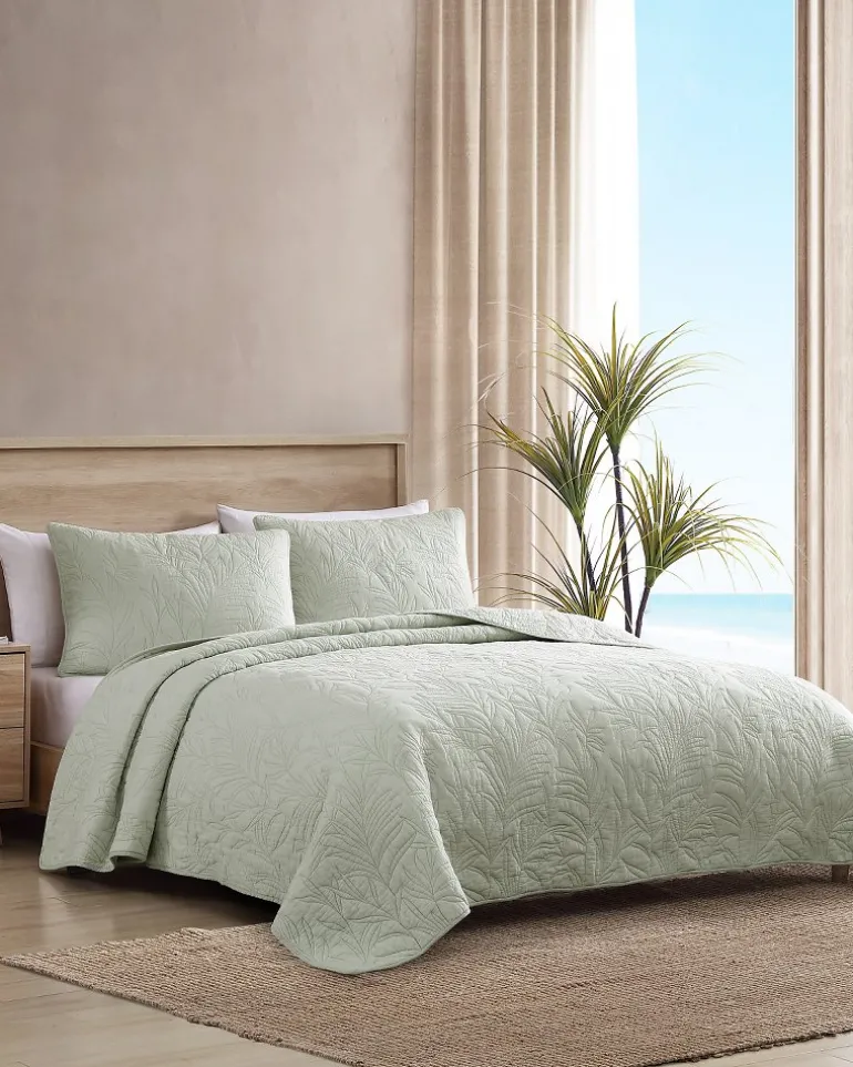 Solid Costa Sera King Quilt